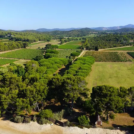 Les Romarins Pour 8 Personnes Avec Vue Panoramique Et Piscine Chauffee A